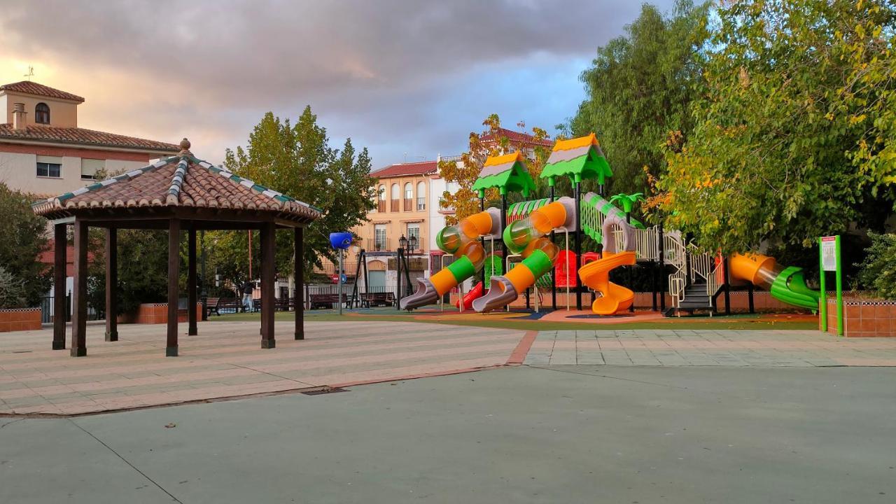 Amplio Apartamento Familiar De 3 Dormitorios En La Zubia Granada A Un Paso De La Alhambra Y Sierra Nevada Exterior foto