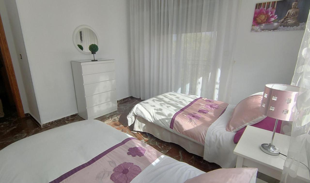 Amplio Apartamento Familiar De 3 Dormitorios En La Zubia Granada A Un Paso De La Alhambra Y Sierra Nevada Exterior foto